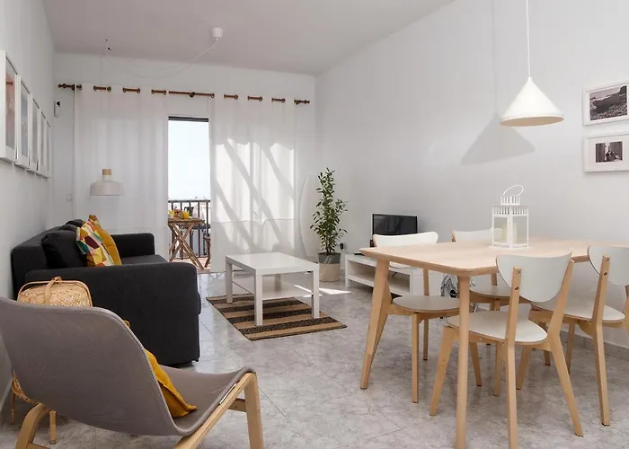 Casa Atlantida-quiet House With Balcony And Fast Wifi Nyaraló *