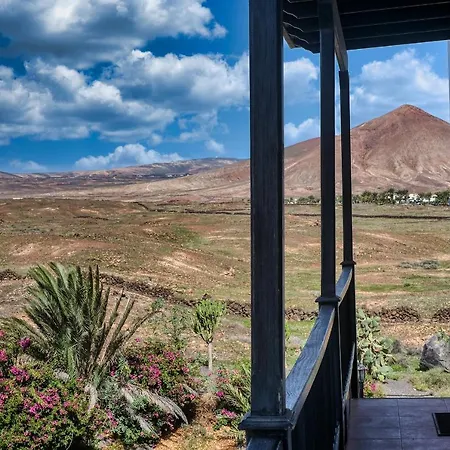Casa Atlantida-quiet House With Balcony And Fast Wifi Holiday home