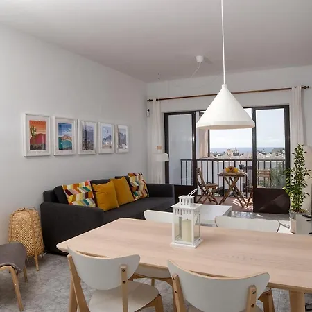 Hébergement de vacances Casa Atlantida-quiet House With Balcony And Fast Wifi *